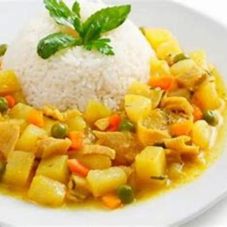 Discover Our Delicious Cau Cau