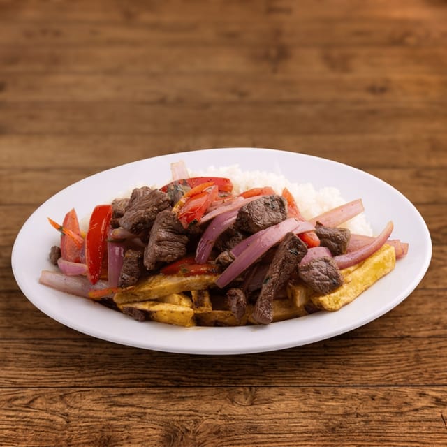 Lomo Saltado Mixto.